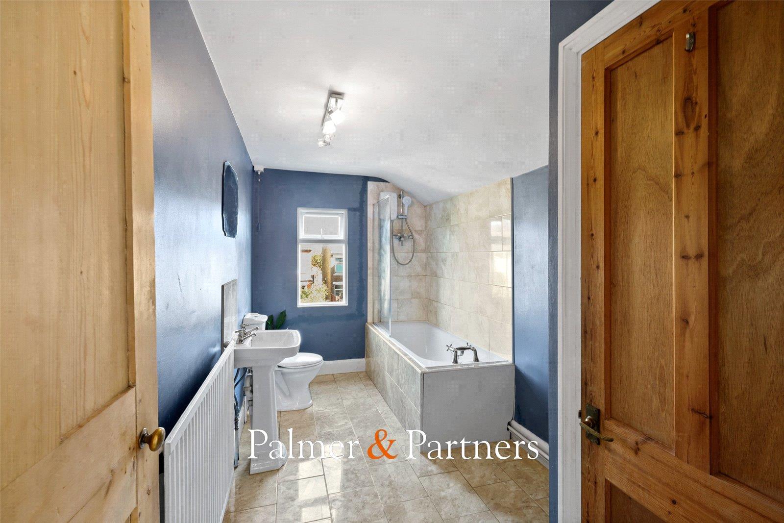 Property Image 19758860-8361-4ea0-bc98-92618dc56391