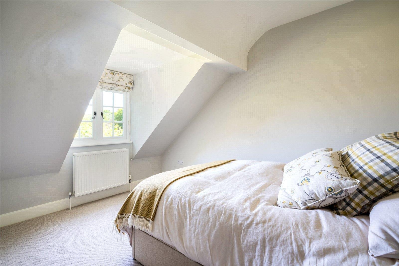 Property Image 198ac10c-3f6b-434e-8350-9c36875e936d