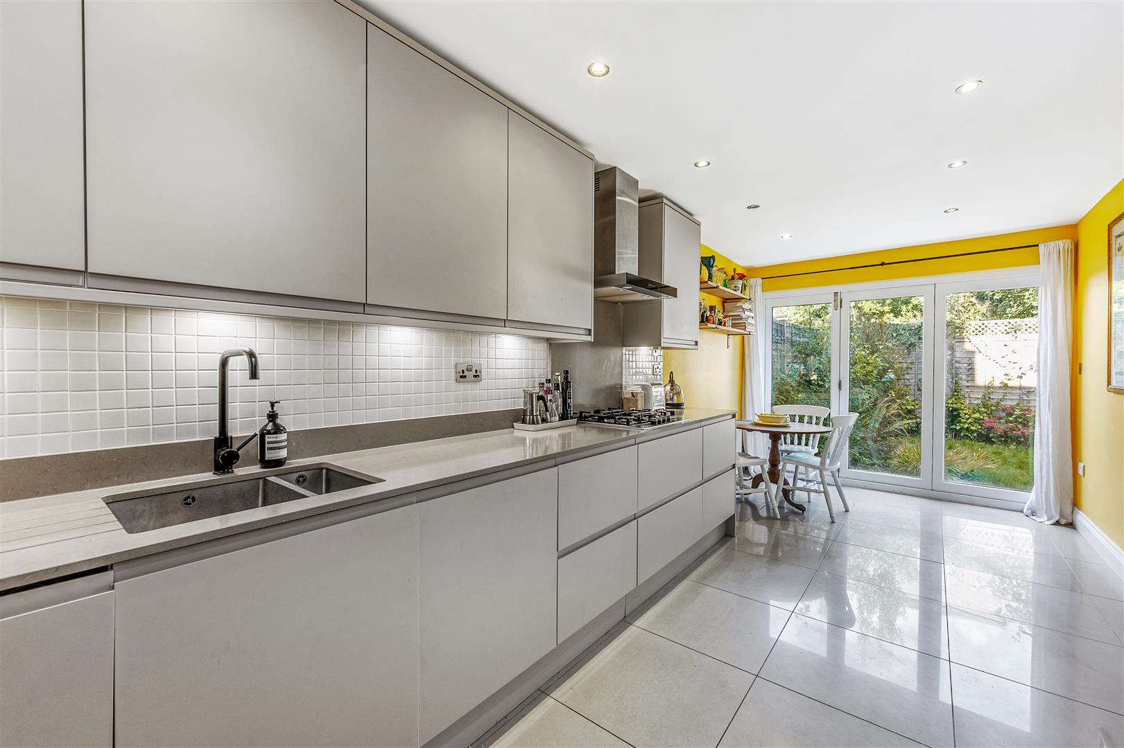 Property Image 198eb7ff-19ab-4770-b036-8255da786b33