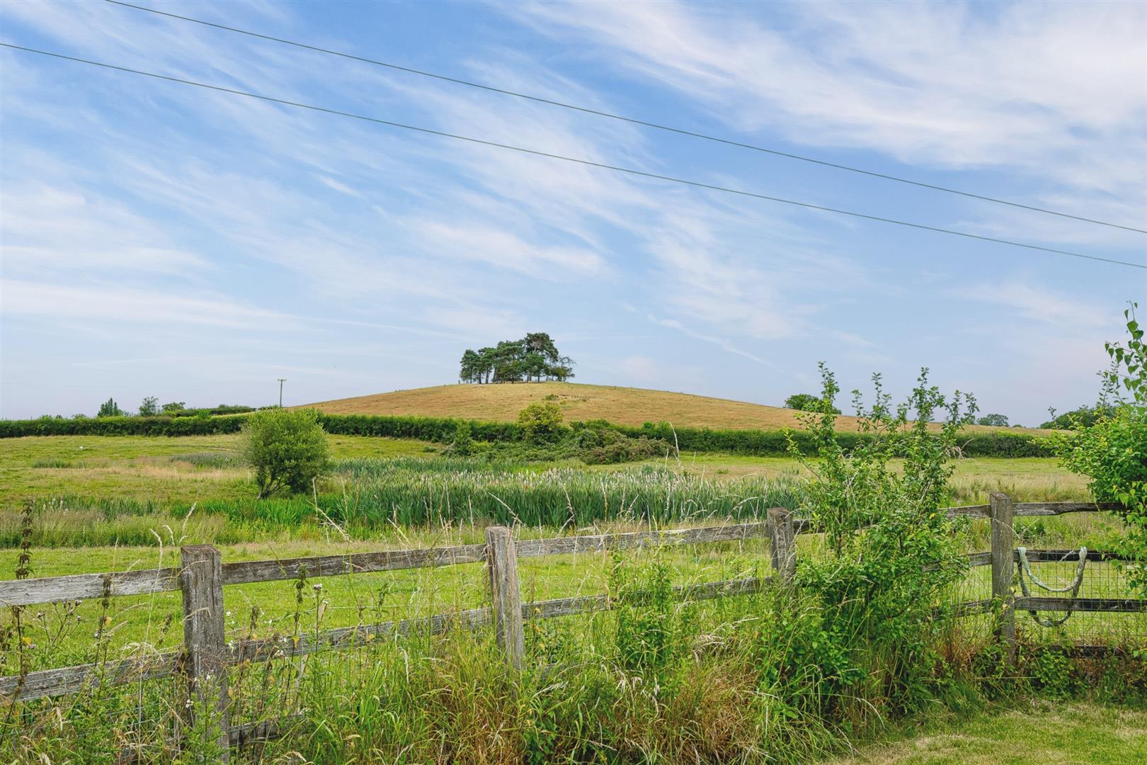 Property Image 198fda85-9f1f-4fd1-8340-acf9e35285f0
