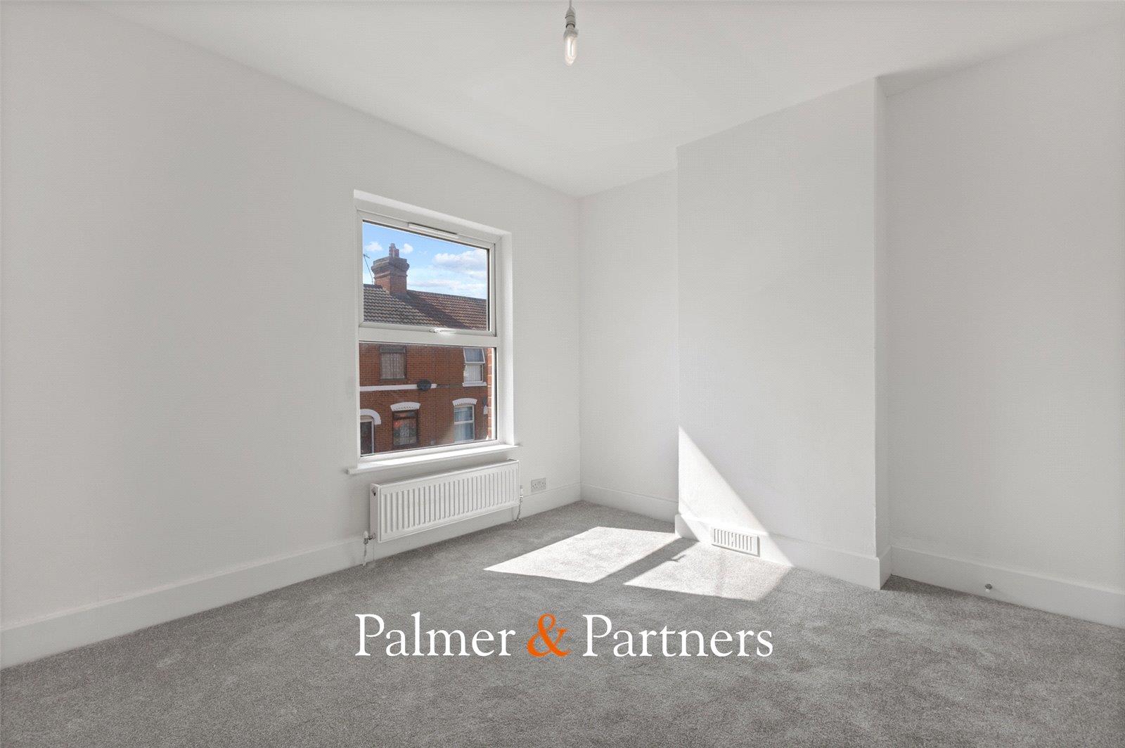Property Image 1992c58c-80e4-4ee5-b507-deea1d73dffb