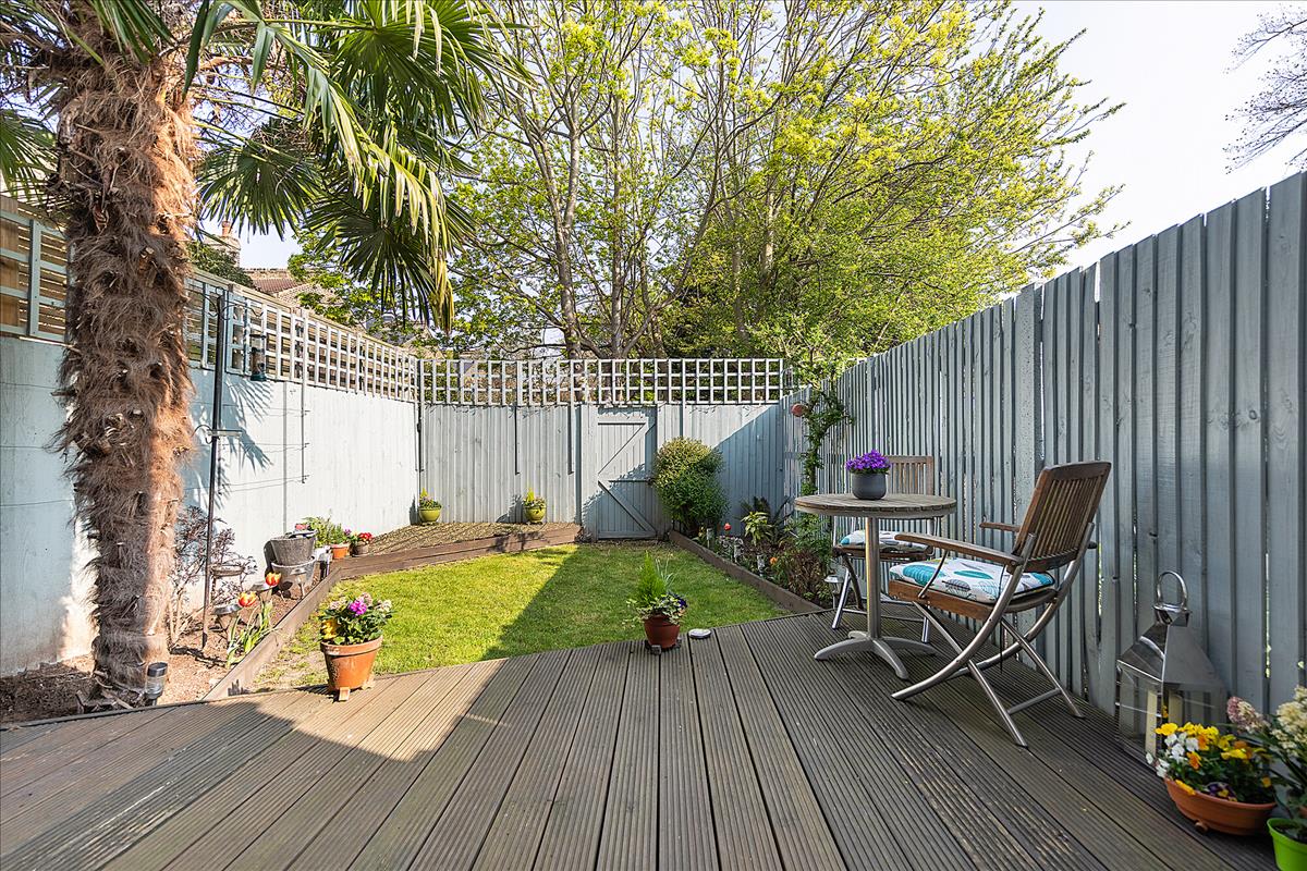 Property Image 19aa3896-ba52-46ec-9057-9c9a3ee28788