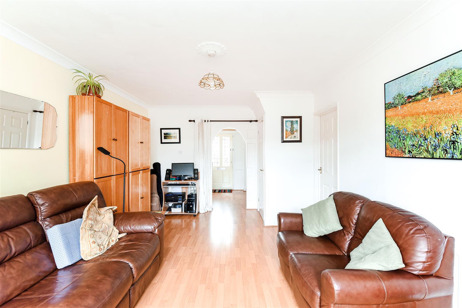 Property Image 19ab9ea2-9762-4982-86e6-436ef821ed04
