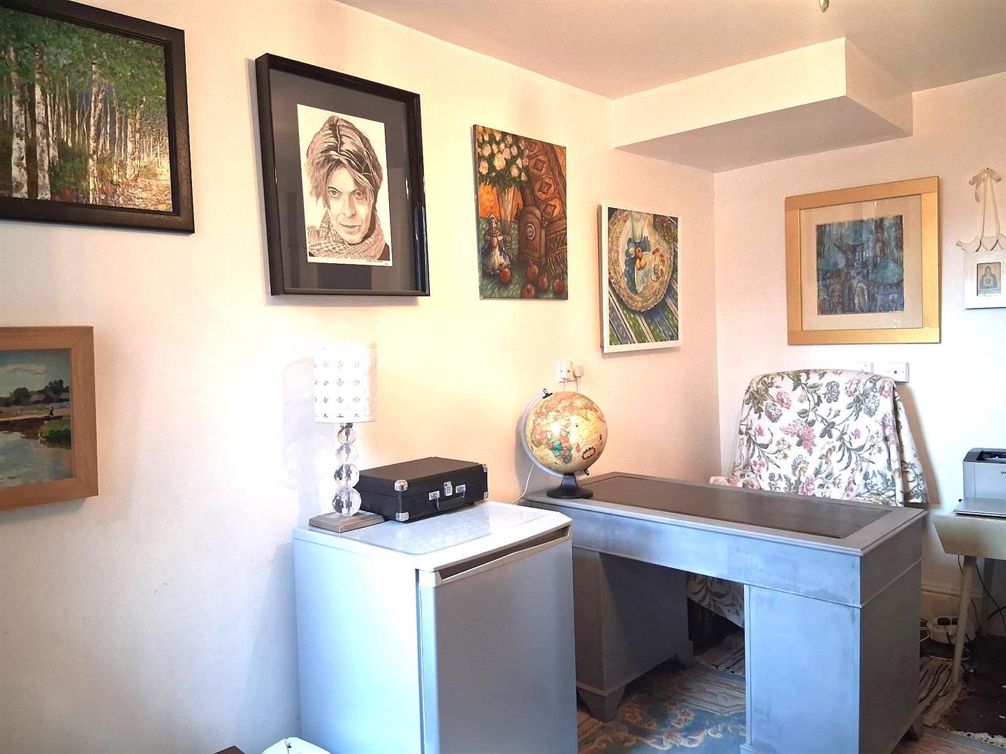 Property Image 19baf090-5ee4-46a9-8cf7-68e6b1f8529c