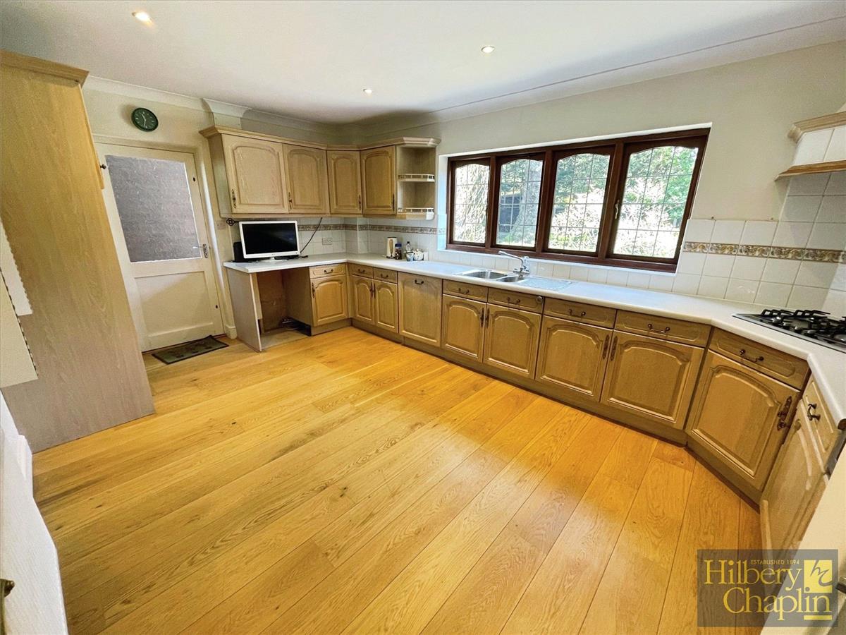Property Image 19c12f79-f26c-46e8-8c77-7ea24c4ebd85