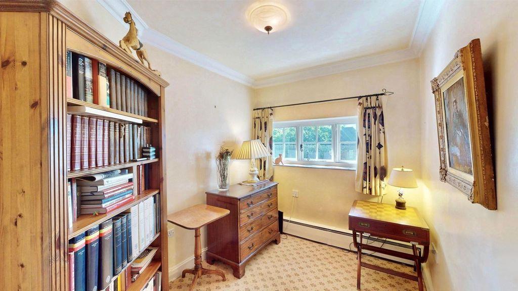 Property Image 19d47e76-b18b-4b1e-9c11-45da34fc28c6