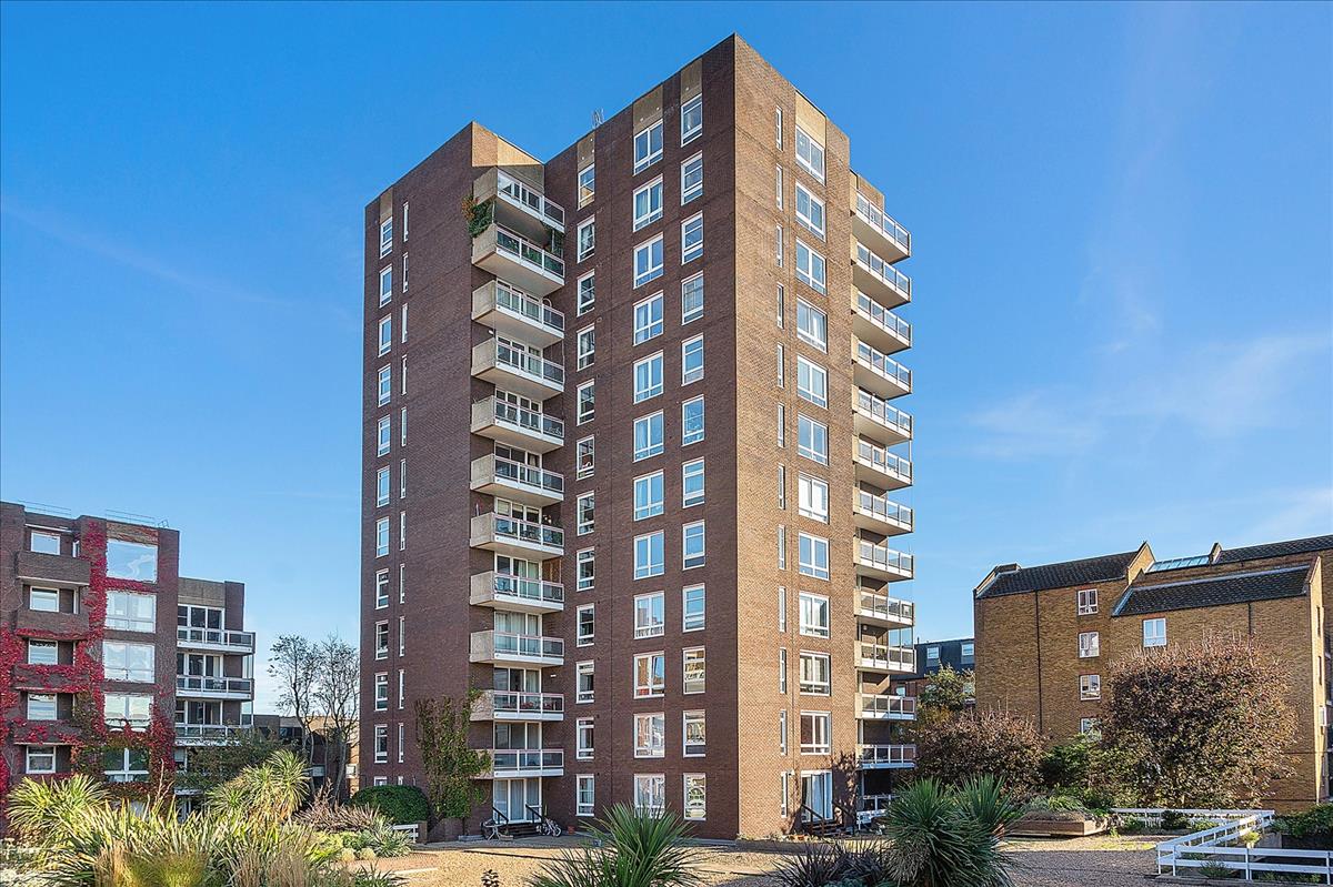 Property Image 19ddde11-9772-4676-81ac-46e0310a8d17