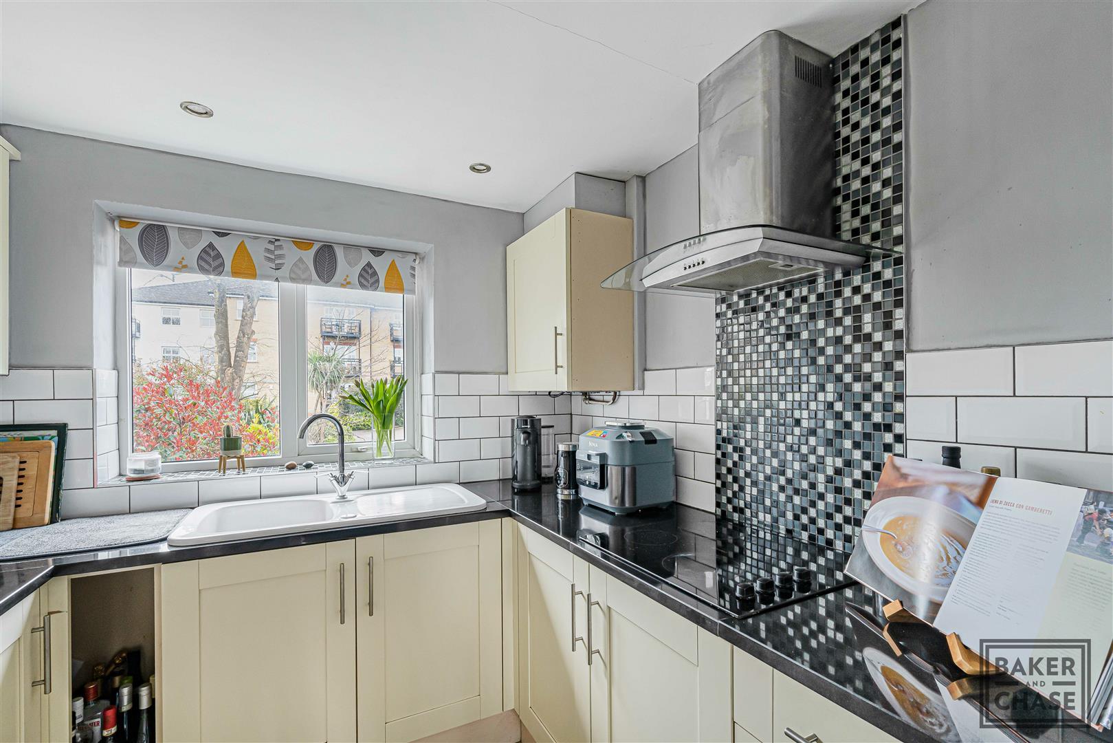 Property Image 19f66ad0-5e8d-46e4-bda5-2d62210071c1