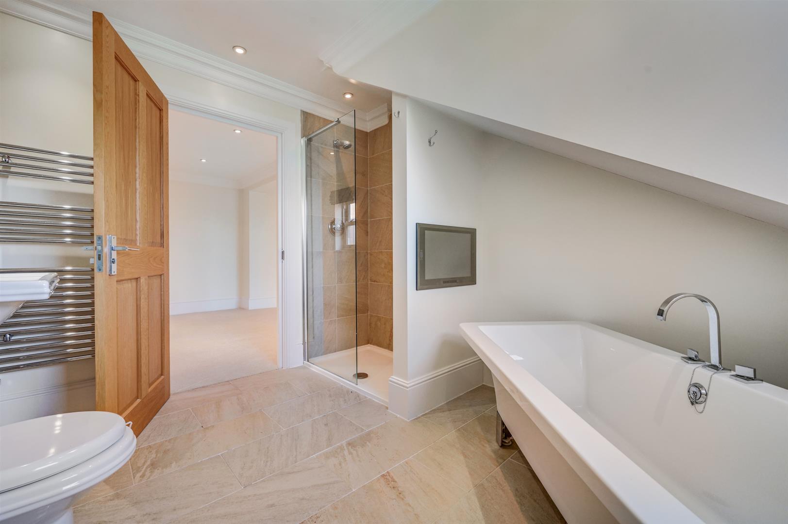 Property Image 1a04de70-7e5f-4de0-9e30-98b3c8a8a29e