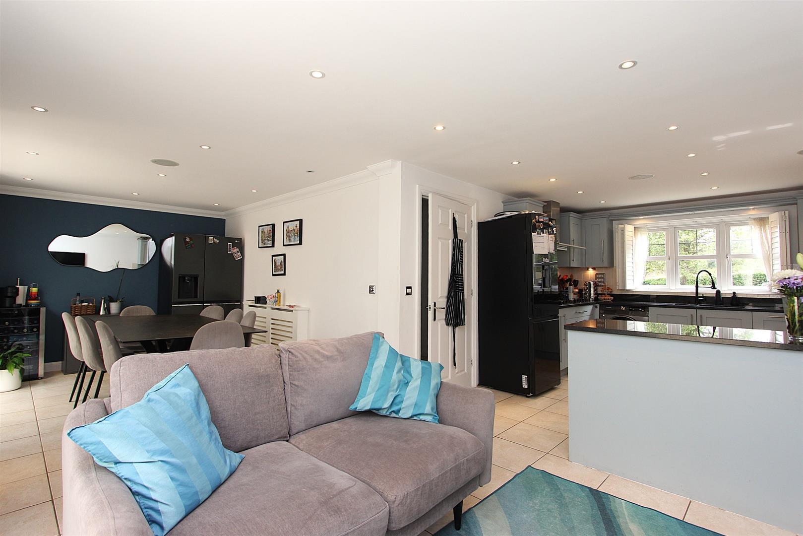 Property Image 1a14f1a6-3fc0-44c0-a67f-af59be1644ae