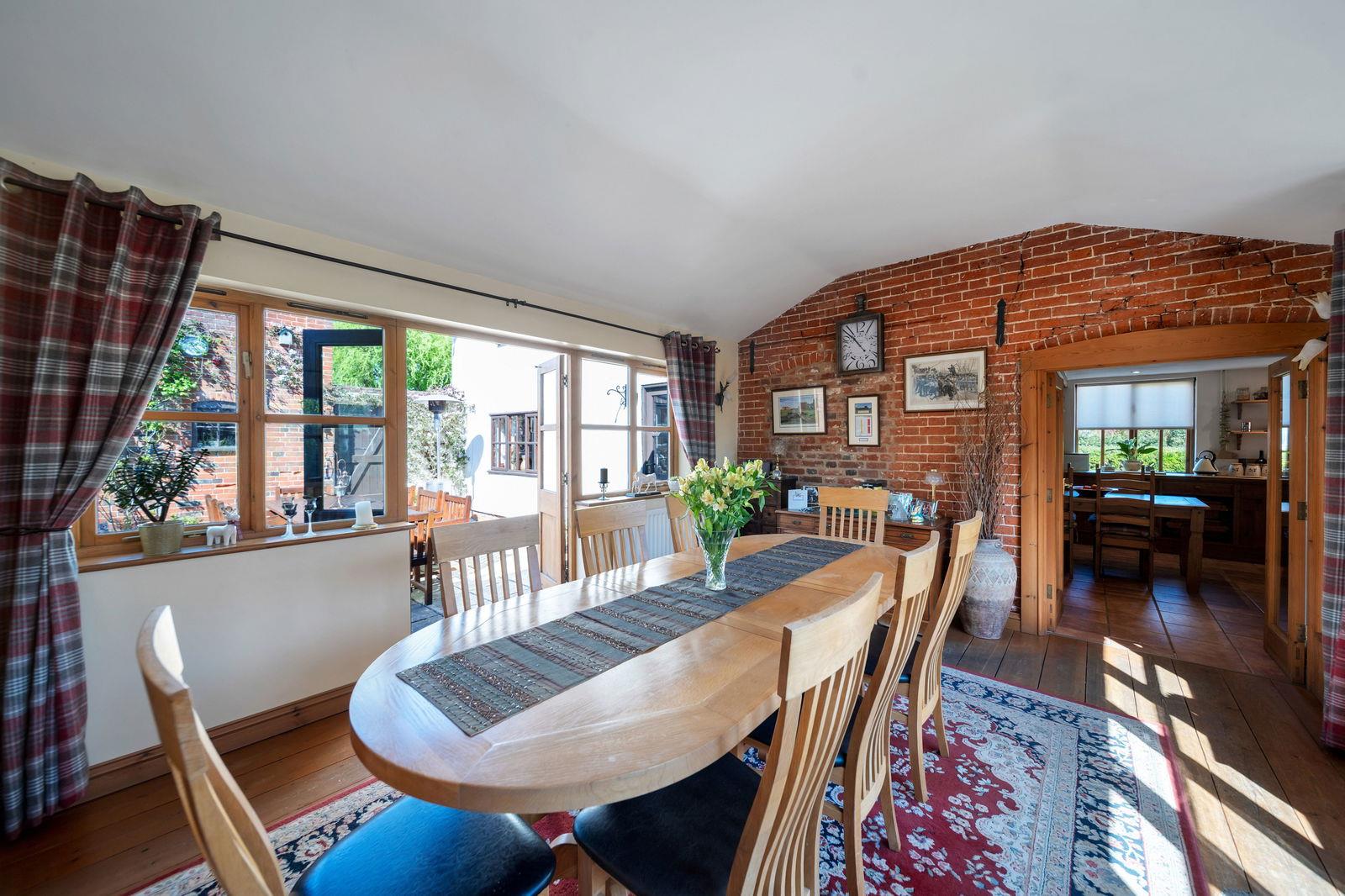 Property Image 1a27db6d-34a6-4cc7-af4b-ff3523544a4a