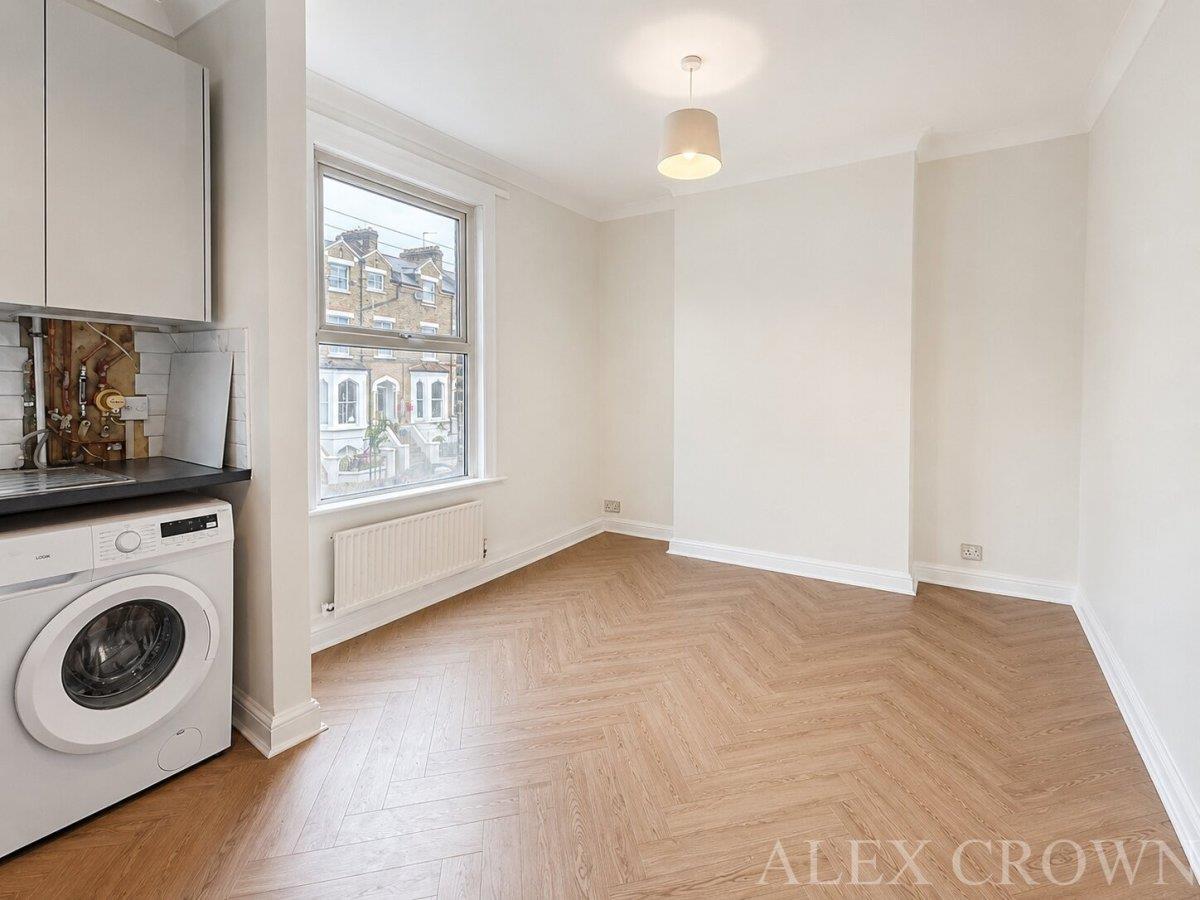 Property Image 1a29e6e8-97ec-42e1-a347-161b573918ad