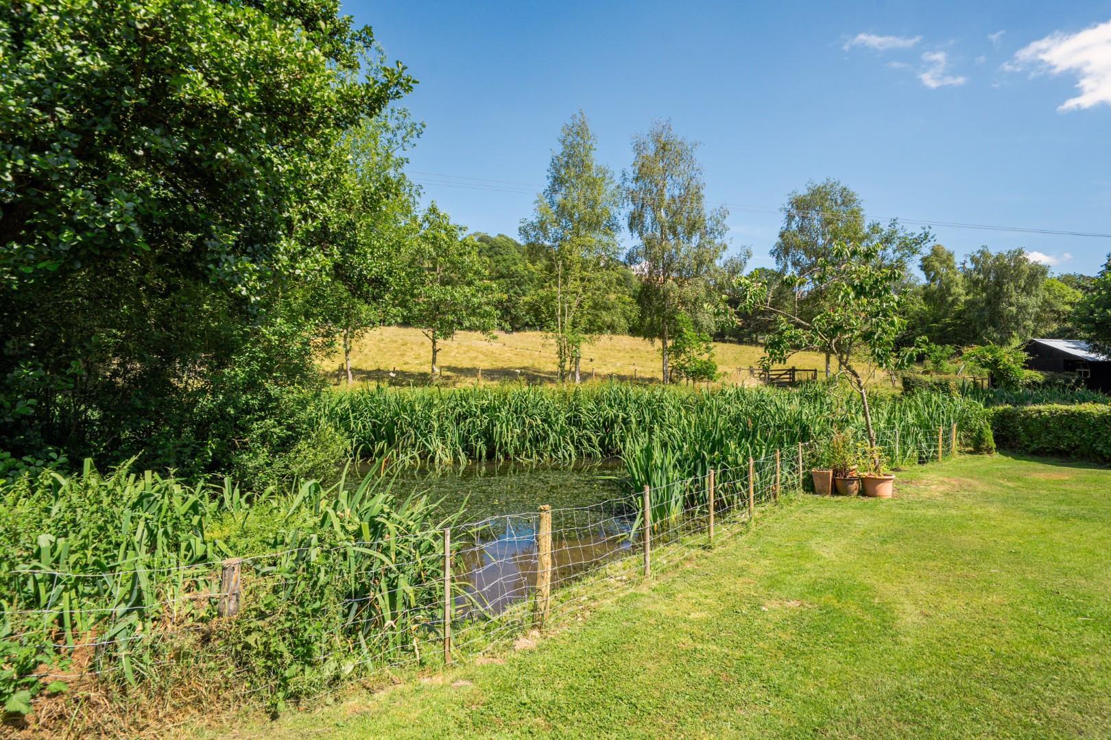 Property Image 1a60ff9d-ec80-4d16-9133-12036e80e7bd