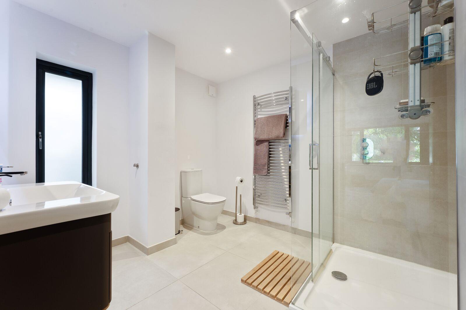 Property Image 1a6af97a-1bdb-4d92-b9ae-e1b94f3817a8