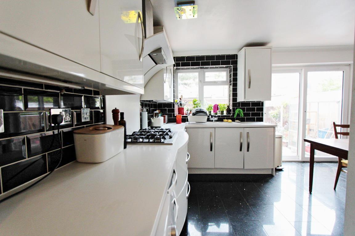 Property Image 1a6f6dd4-a92b-4b66-ba93-9b642479343a