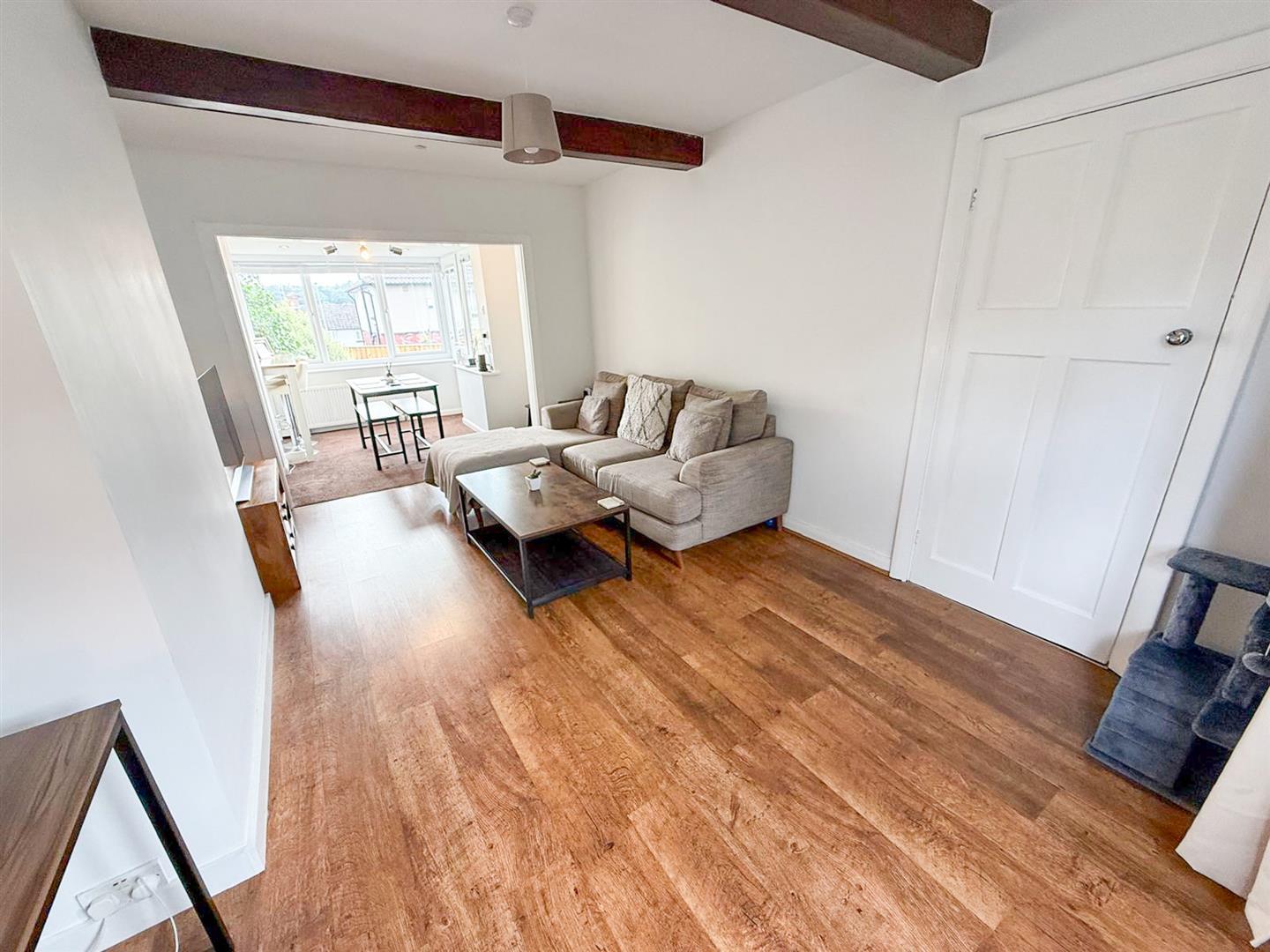 Property Image 1a993fe8-8306-4f0c-8770-5b6ccee6d5e3