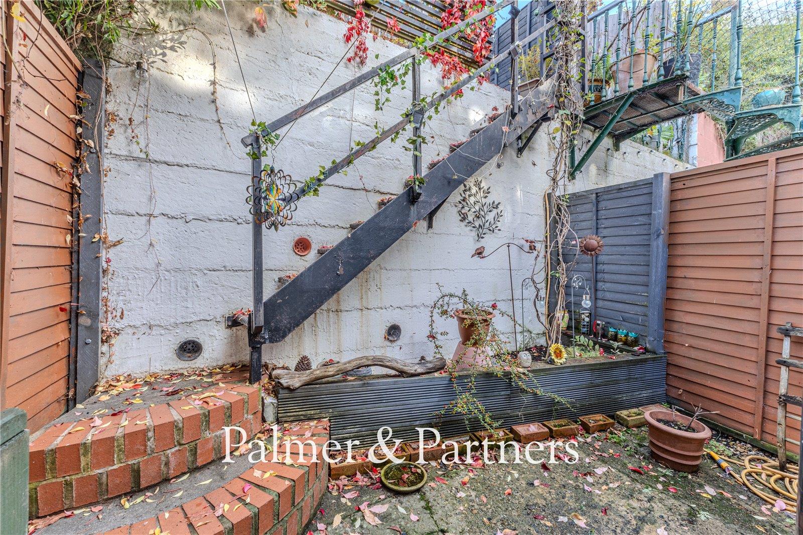 Property Image 1aa6cc51-44ec-48a4-b1ea-904914d9c052