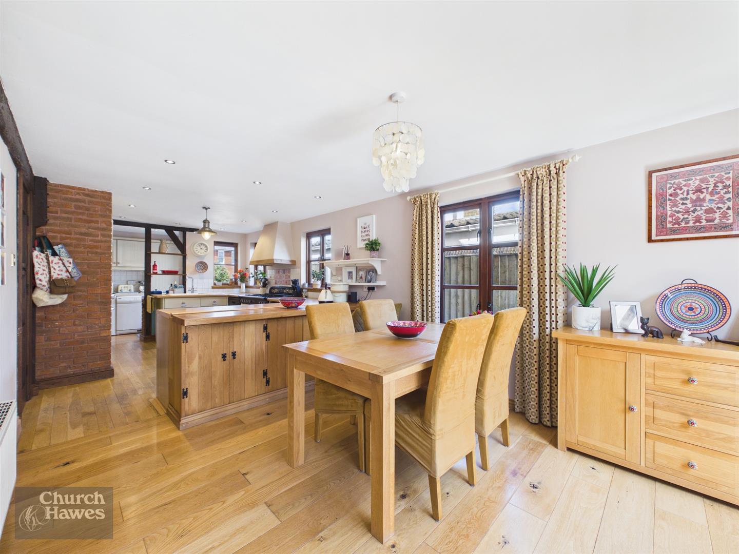 Property Image 1ab25173-21e9-47be-9e5c-333715632935