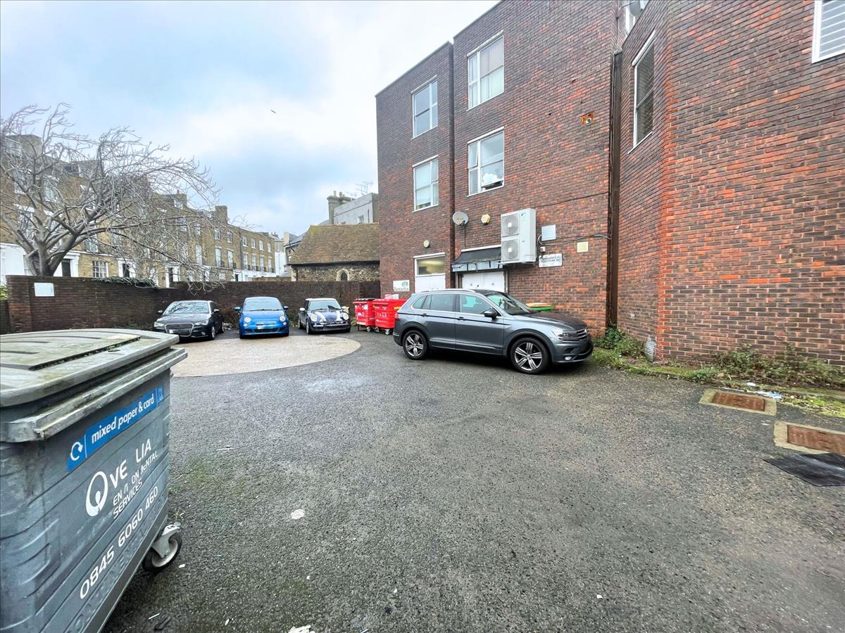 Property Image 1ad3b70f-5a33-4230-8b3b-26d8159efb48