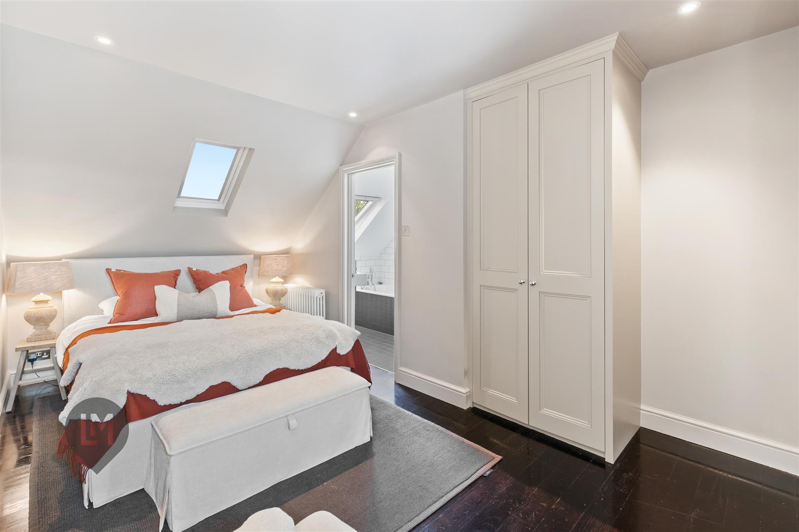 Property Image 1ae432e2-f377-4df7-97f4-32da53af2757