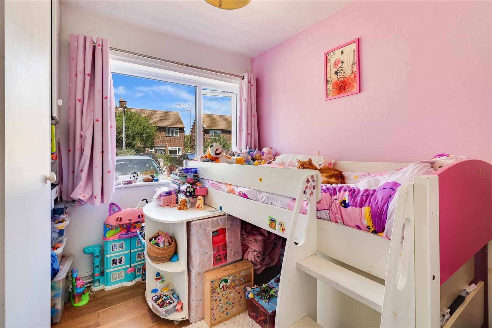 Property Image 1b0e4ffd-1231-41d4-8f1e-1ee8e9d5e530