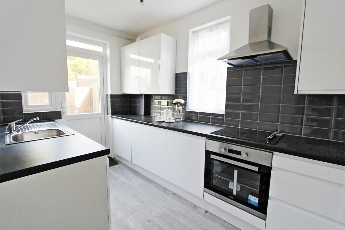 Property Image 1b11a0e0-a4f5-4bdd-ad16-34689b60ffbf