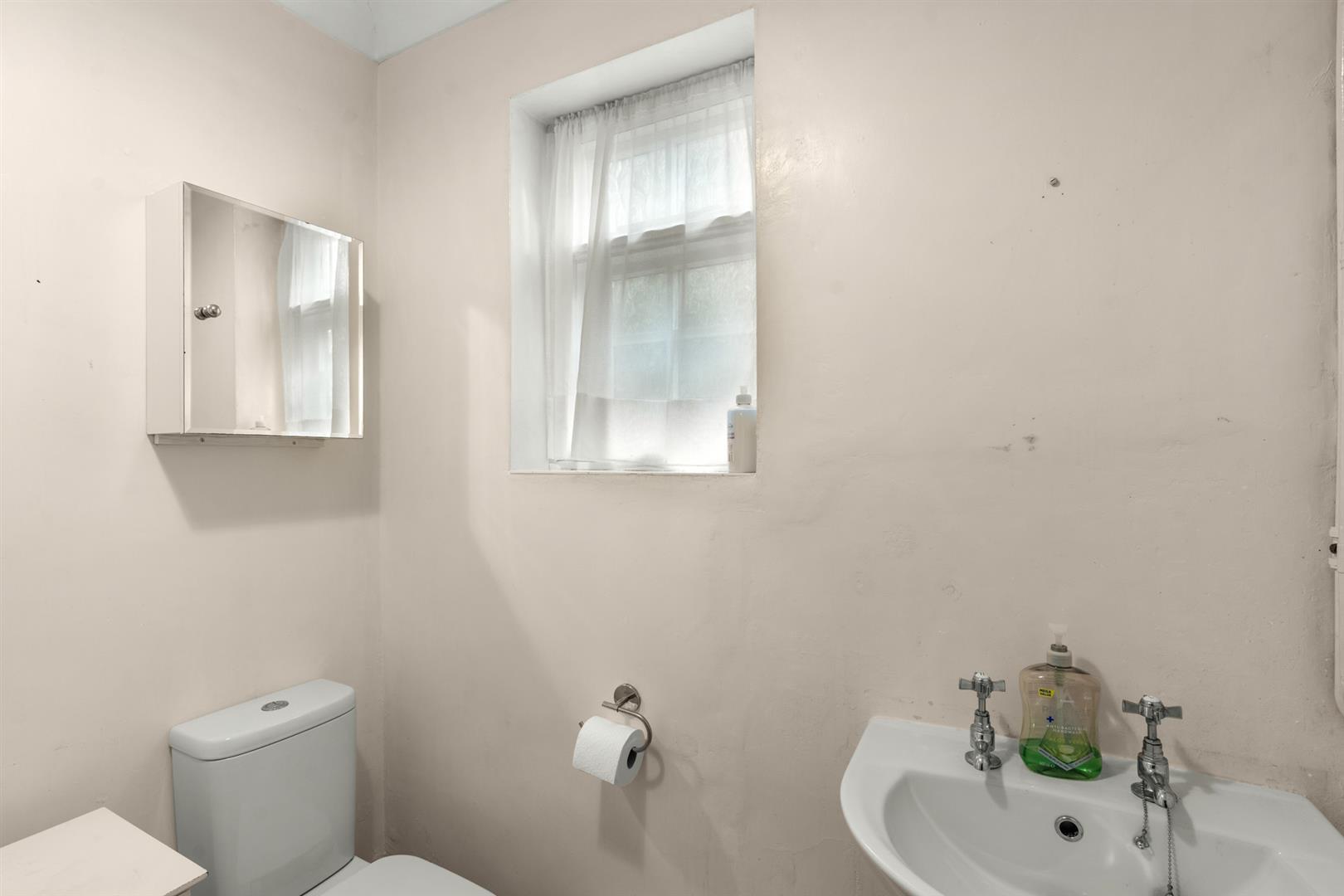 Property Image 1b1552a6-dc33-40e5-8806-eab305f58b23