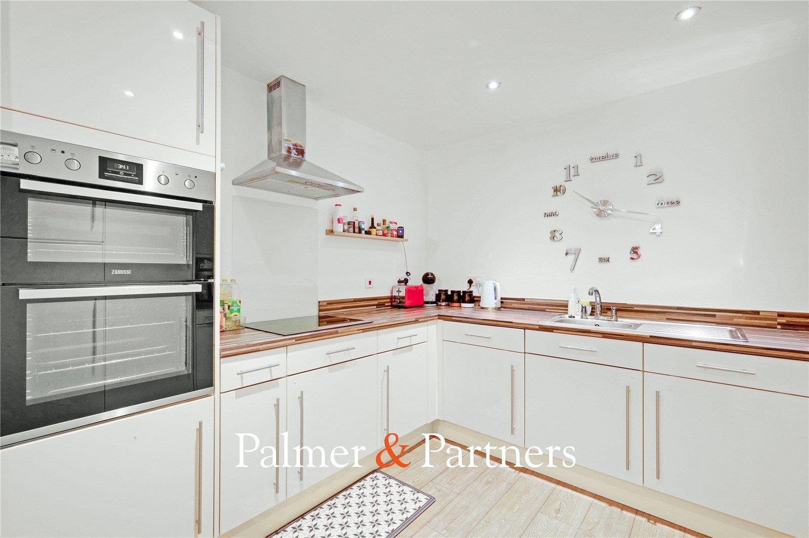 Property Image 1b276e18-21ba-4f30-9b48-b60832304398