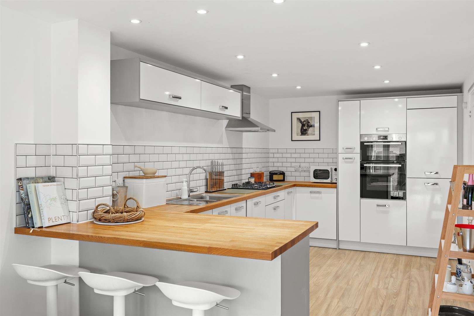 Property Image 1b3f9d03-f75a-4cec-817b-38e5508ce87e