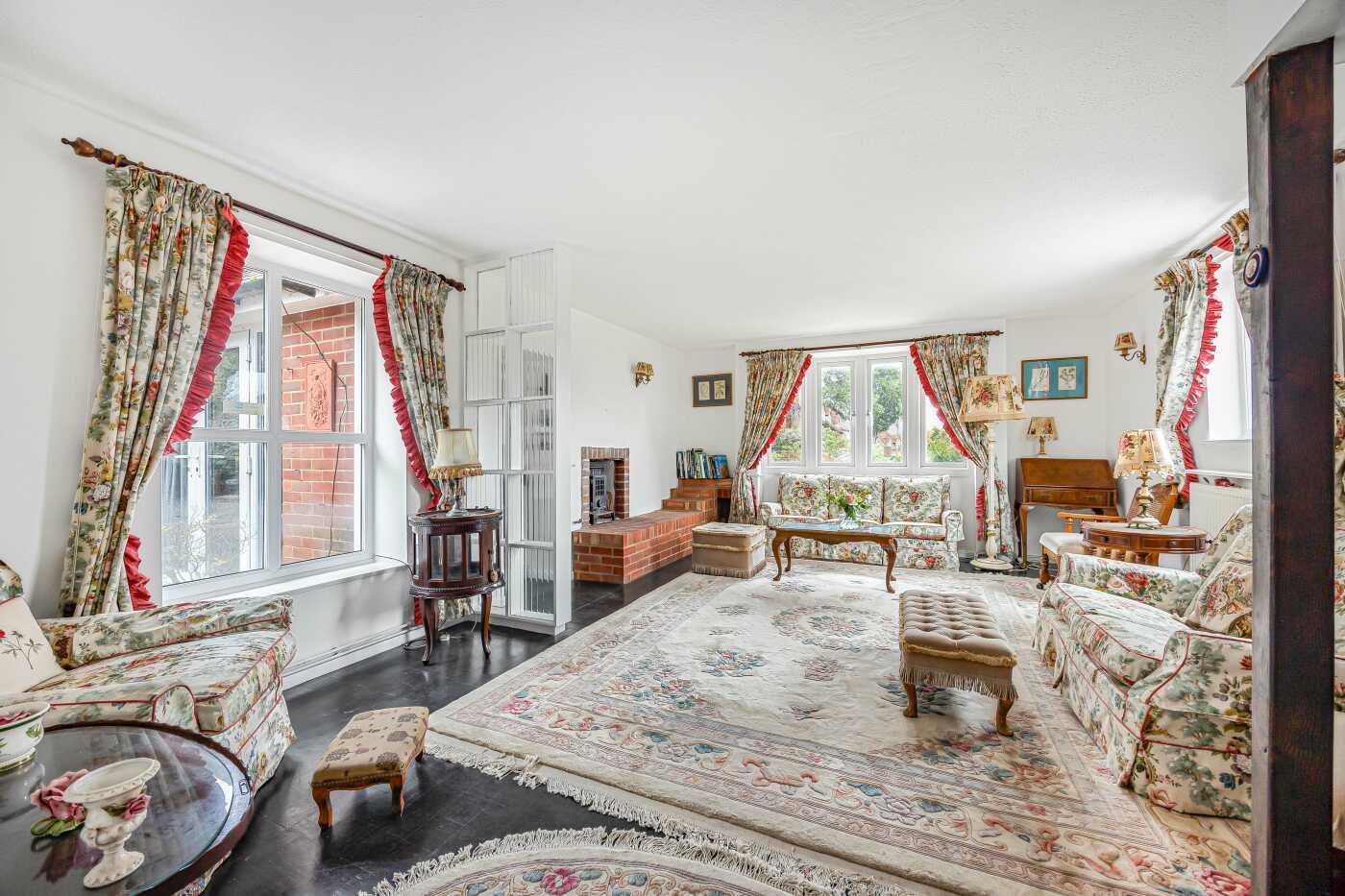 Property Image 1b418f3f-88ef-48f1-be35-6cb30249e705