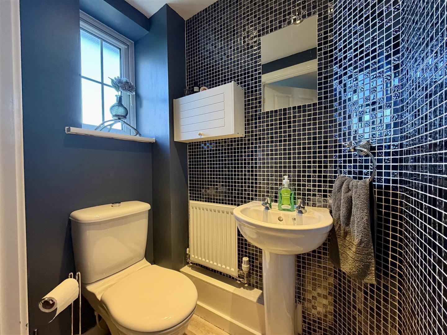 Property Image 1b4a5140-26af-472b-8a25-b32026fe6691