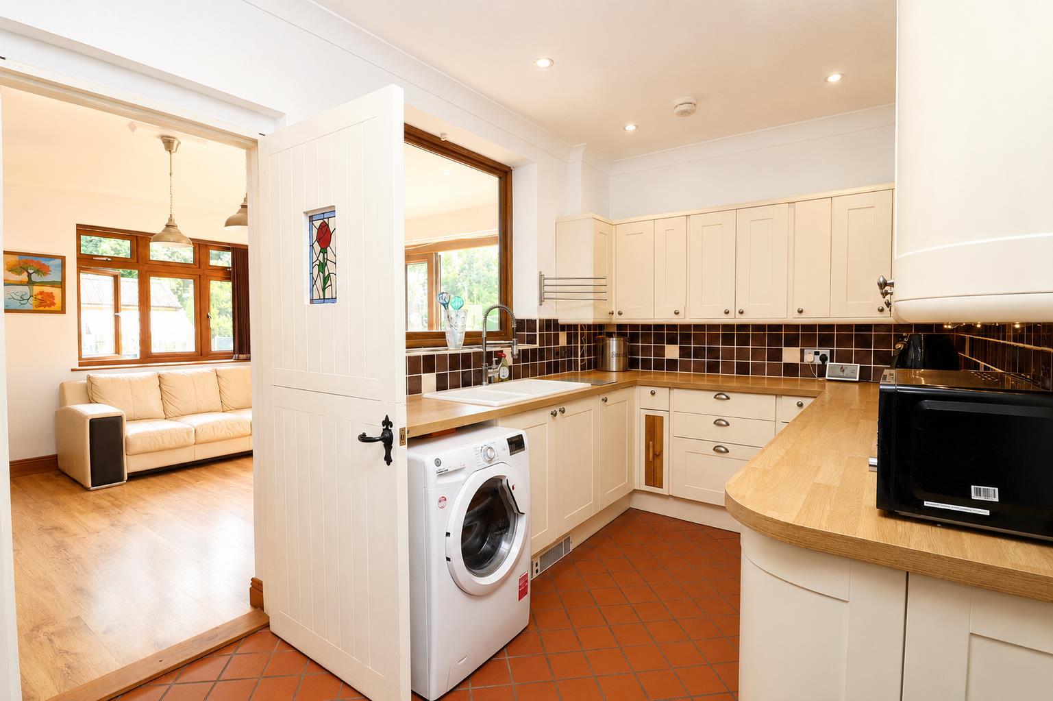 Property Image 1b51ef01-b8d5-483b-a19a-99327112c8c2