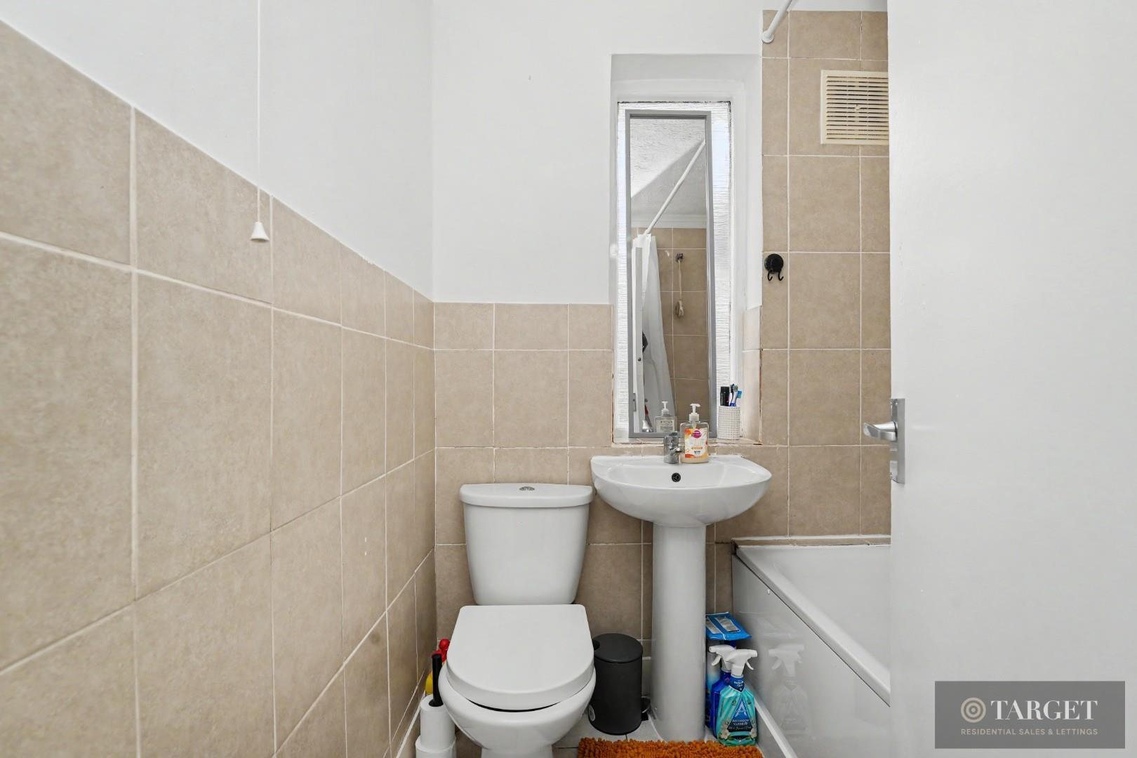 Property Image 1b7b4089-f010-46a0-8d71-b7eaefda1cf5