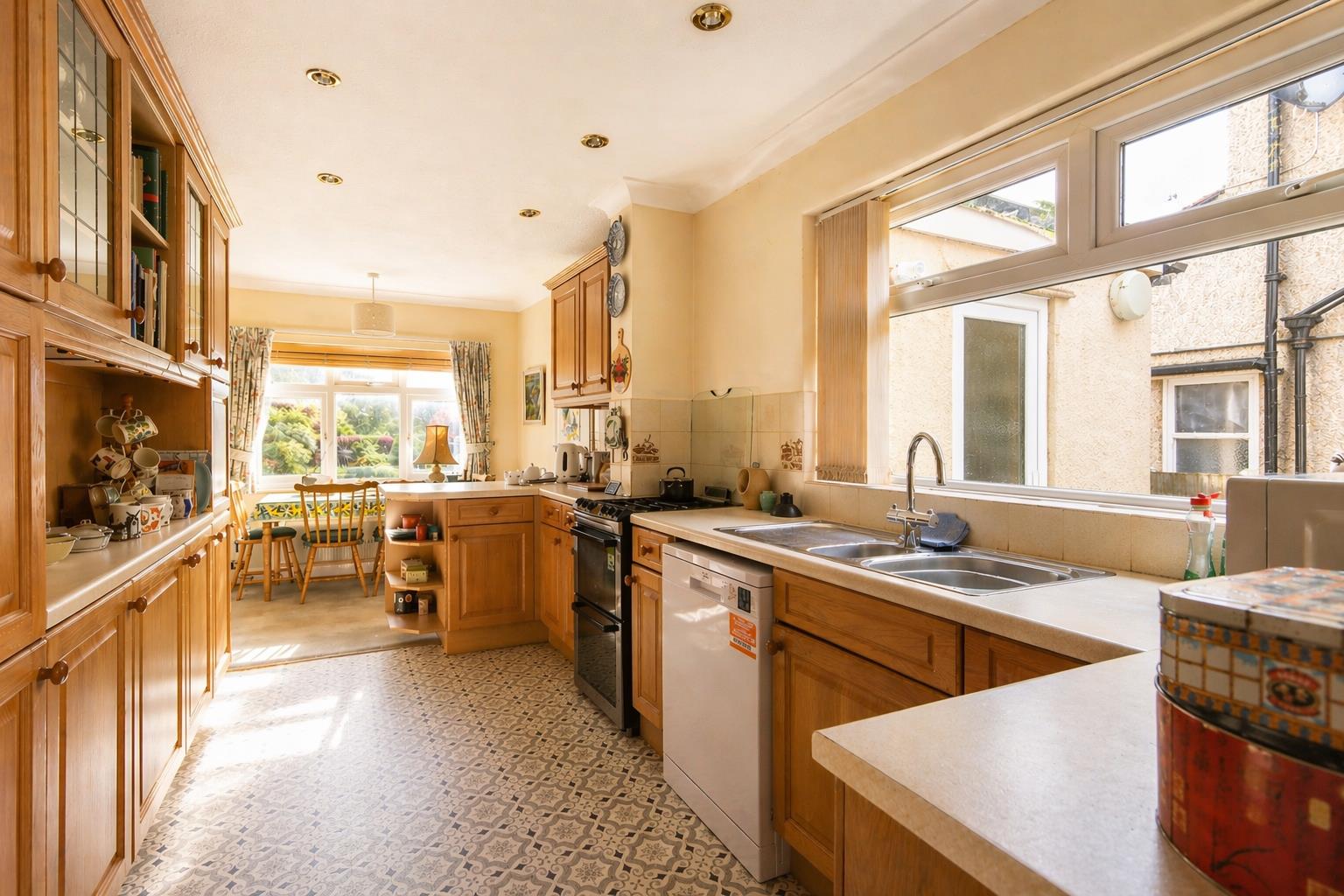Property Image 1b7c0aac-f514-4753-abb4-1471a79cbf6f