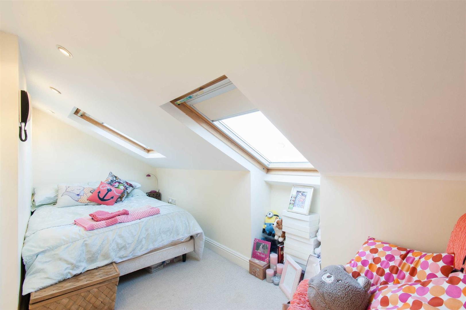 Property Image 1b7e37d7-6c96-42d4-9de3-2e79ece9b4b9