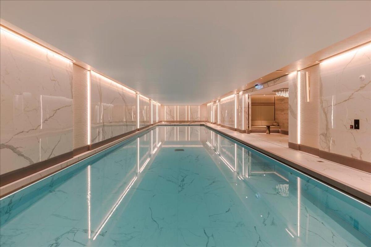 Swimming pool 2