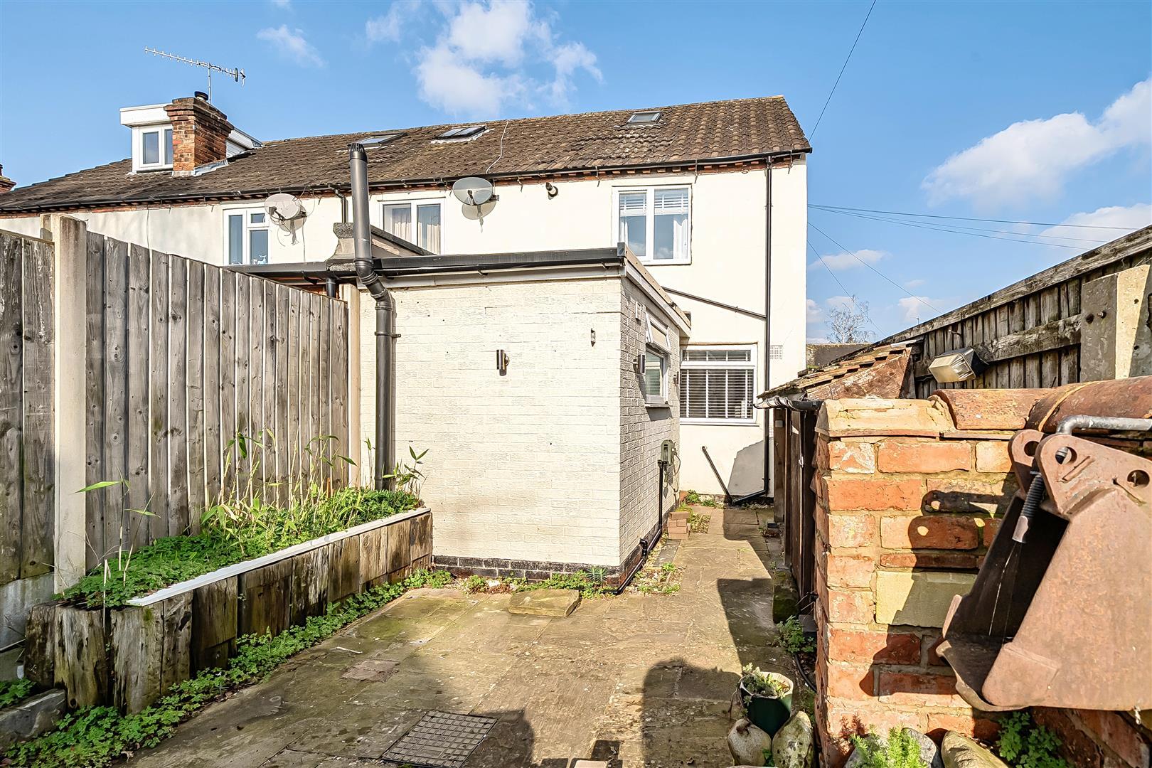 Property Image 1b990b7d-89e0-42b9-8250-8b8e35e8090d