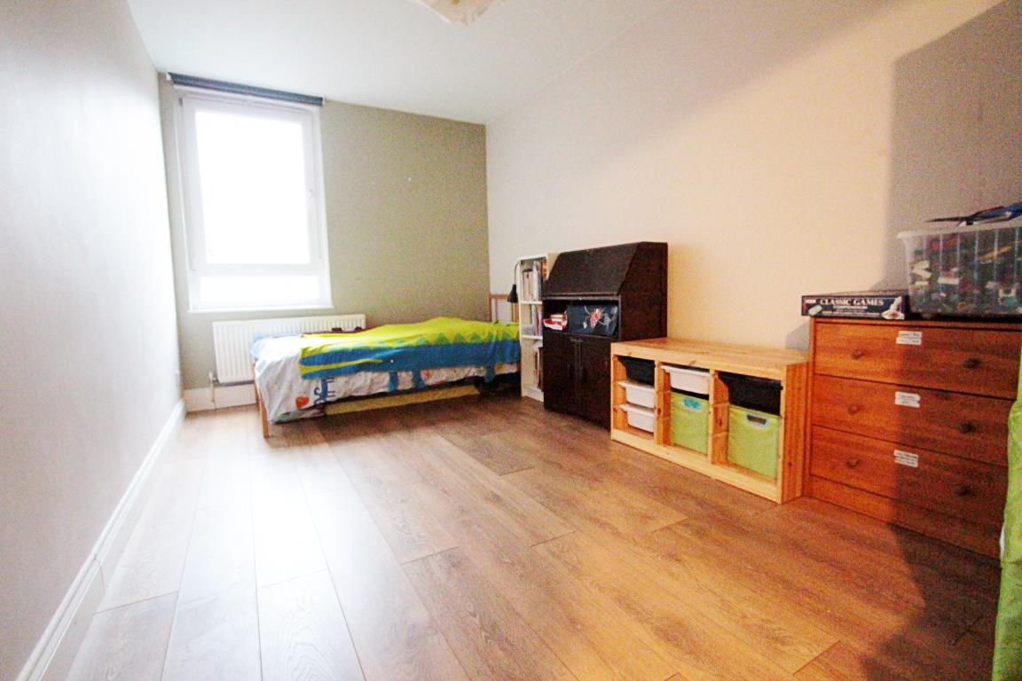 Property Image 1b9ba4f7-34ce-4d54-8dab-4c5e98d52394