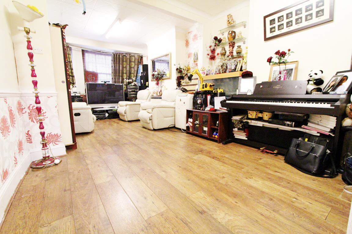 Property Image 1b9d3a4a-90af-4bf3-a6be-ae3220b3b8b6