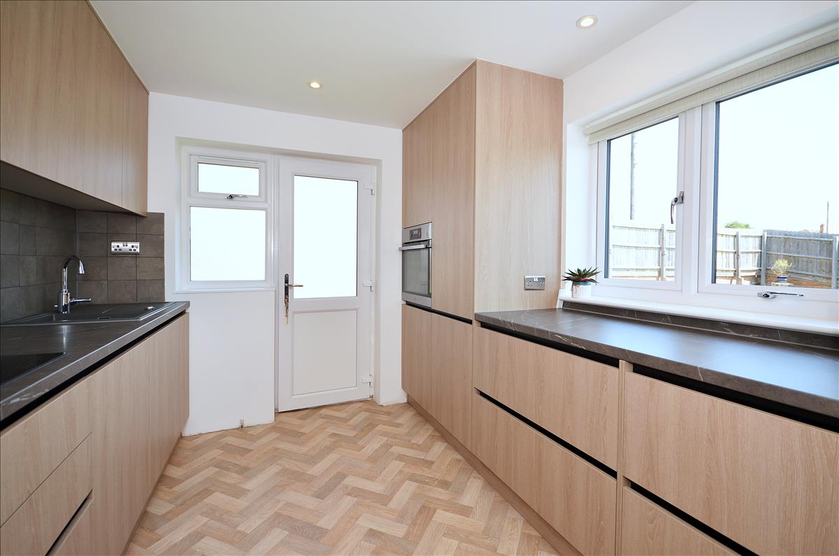 Property Image 1bb762e3-e294-441e-924f-6bf3529f6cb7