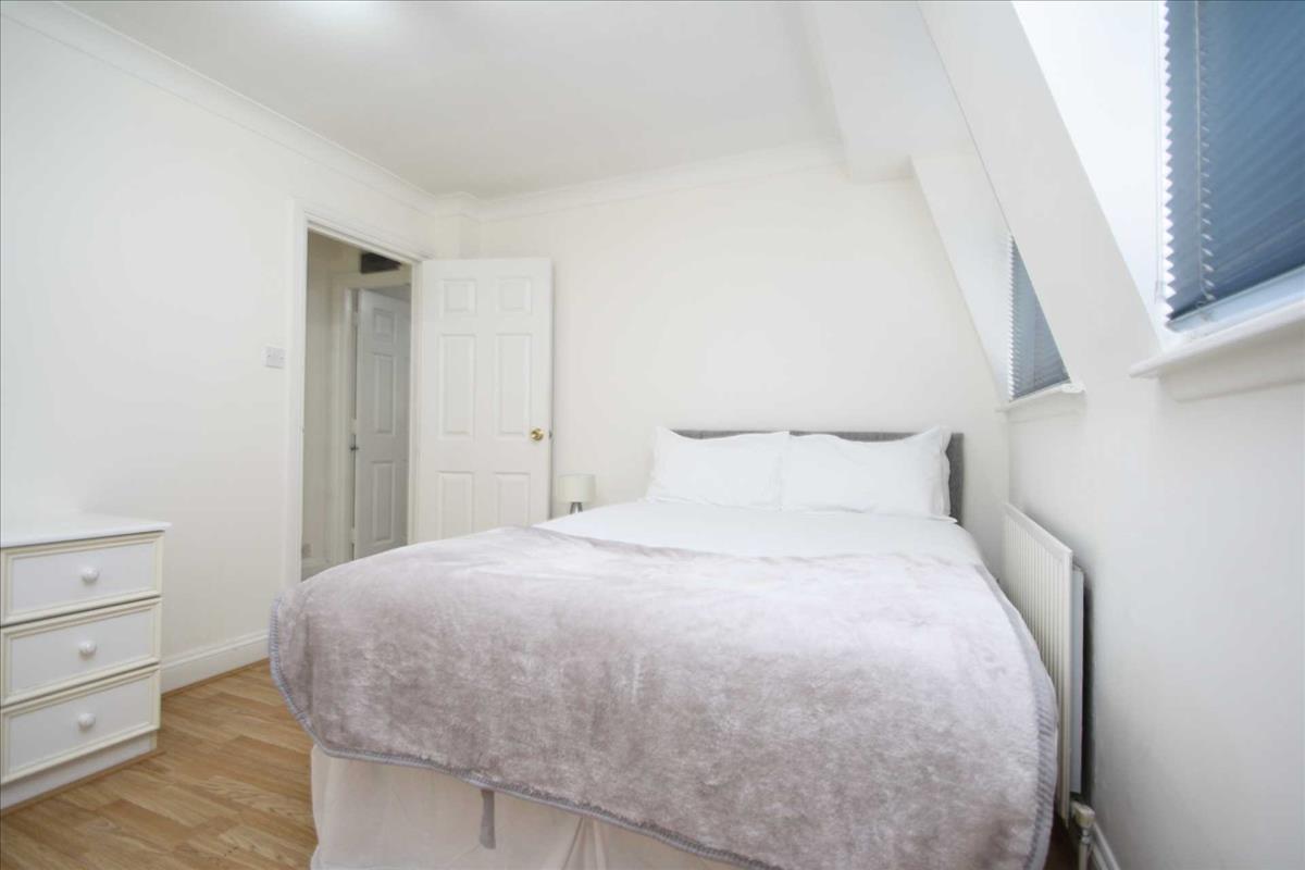 Property Image 1bba2918-f810-45c9-87dd-39c587ff2dde