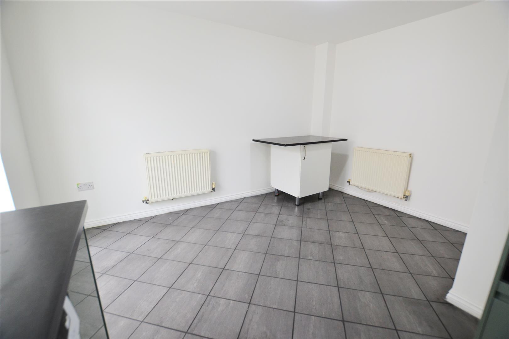 Property Image 1bc42282-db19-4ad9-8146-cb0cfcb75121
