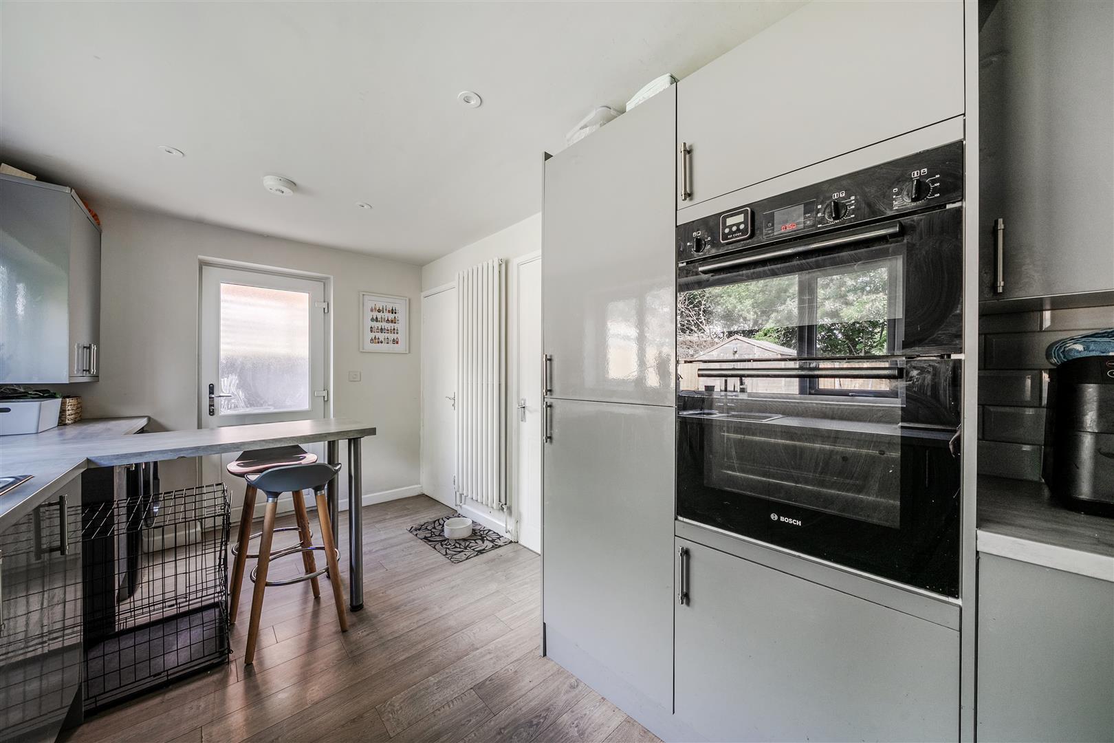 Property Image 1bca3858-4d6a-420a-843a-254a38a88975