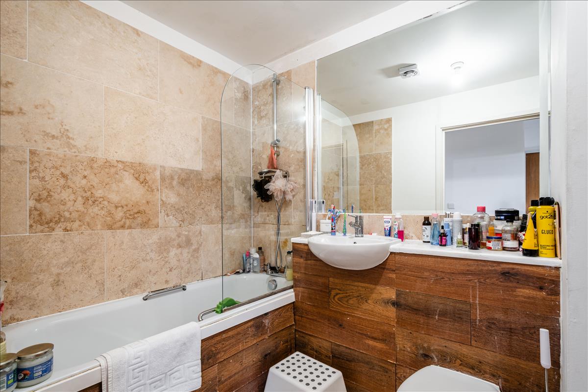 Property Image 1bcd39e6-6625-46ab-af4a-7fd495ef3f1f