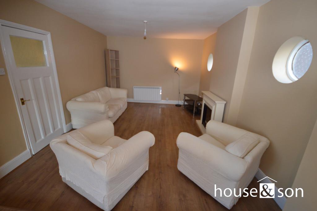 Property Image 1bd4989a-4c0c-4a6e-95db-abea66e2d504