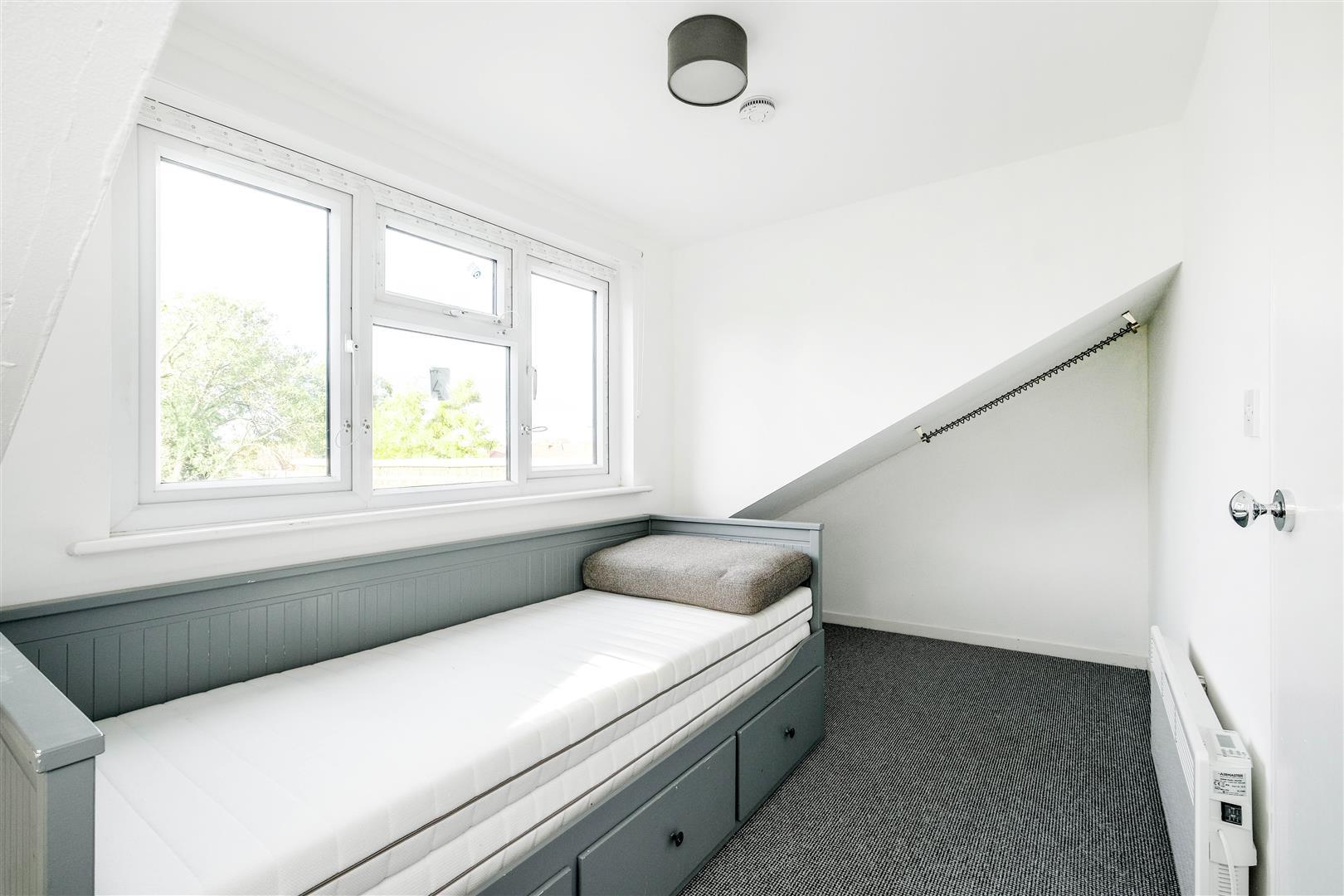 Property Image 1bdeb0d8-9793-4a02-92c8-3c24b180320b