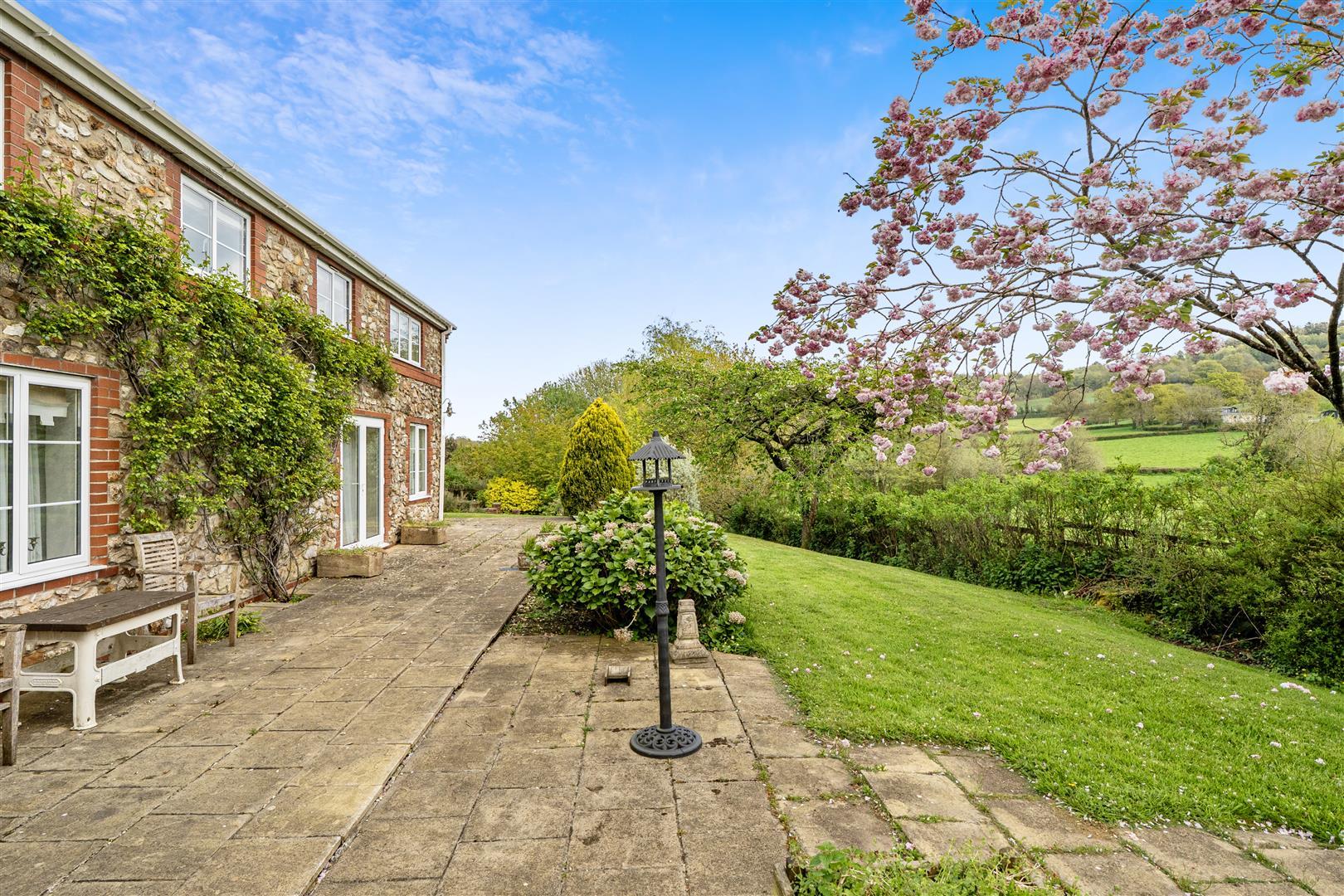 Property Image 1bf4d970-ab27-4052-a968-376719082b37