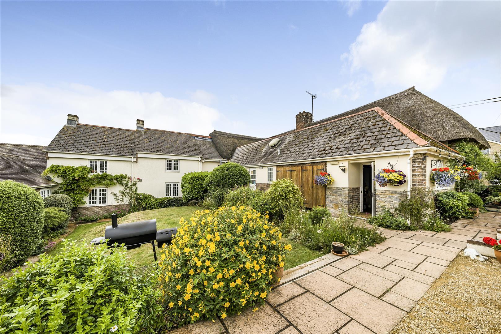 Property Image 1c017228-bfa6-4e3e-b473-bfd2f341f2ac