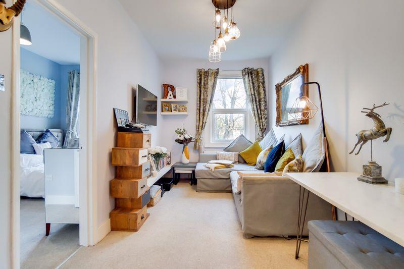 Property Image 1c08075f-7a17-47bc-af04-dc046e91b4f5