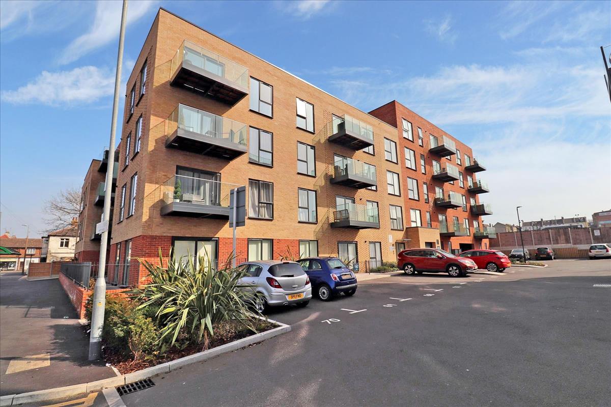 Property Image 1c0c20de-0b14-4935-bbf7-6c91cc62a39f